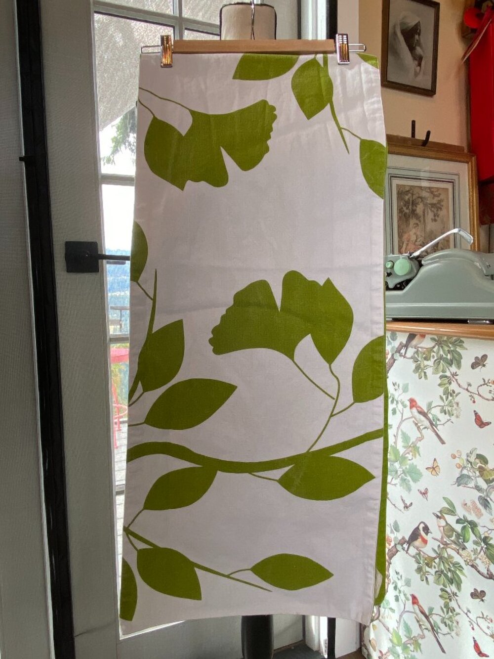 Vintage CB2 Green and White Gingko and Leaves 100% Cotton Table Runner 14"x 72"